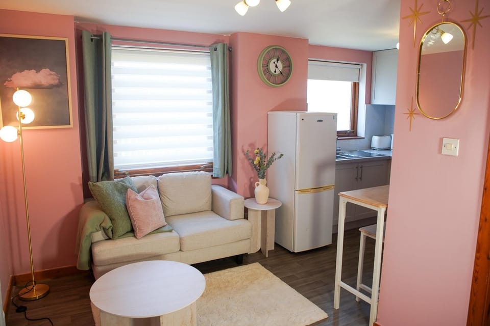 Communal lounge/ TV room, Living room