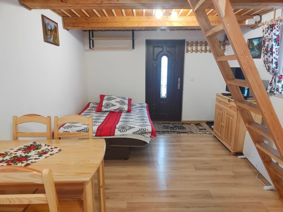 Domek MIŚ Na Stoku Chalet in Lesser Poland Voivodeship