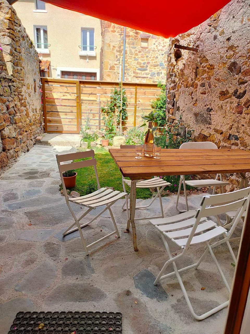 Balcony/Terrace, Garden view