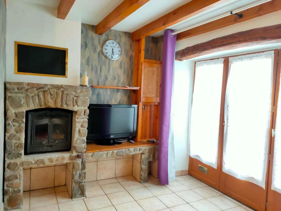 Maison 2 chambres, pleine de Charme House in Auvergne-Rhône-Alpes