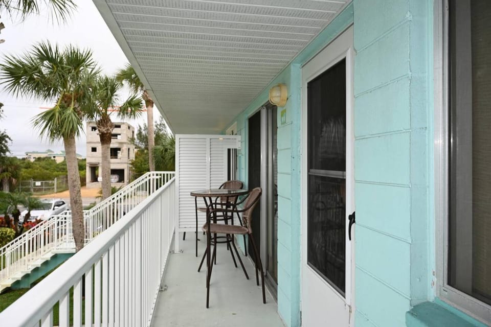 Natural landscape, View (from property/room), Balcony/Terrace, Seating area