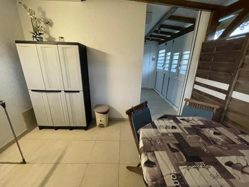 Evasion orientale au coeur de Fort-de-France appartement entier T3 Apartment in Fort-de-France