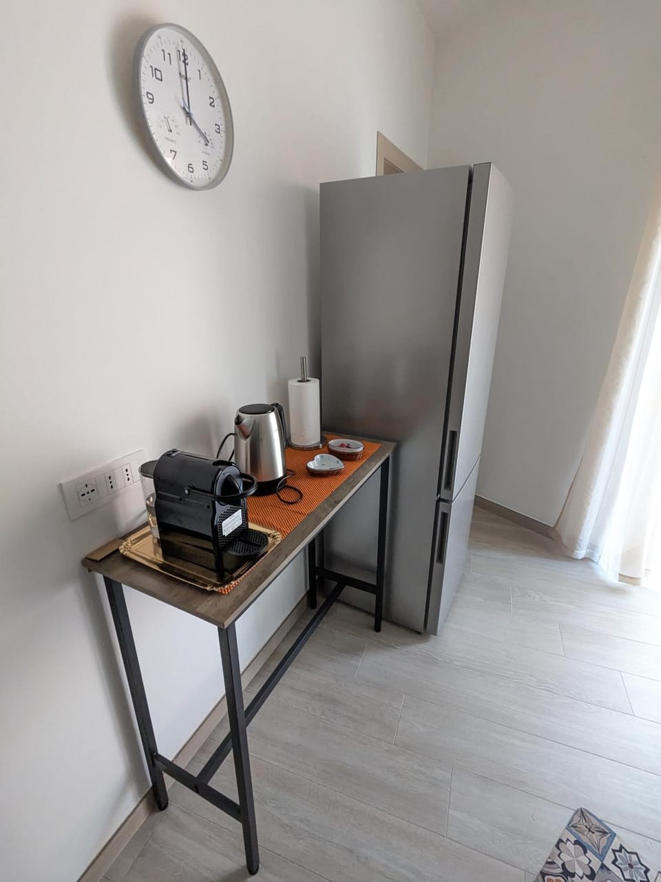 Coffee/tea facilities, Kitchen or kitchenette
