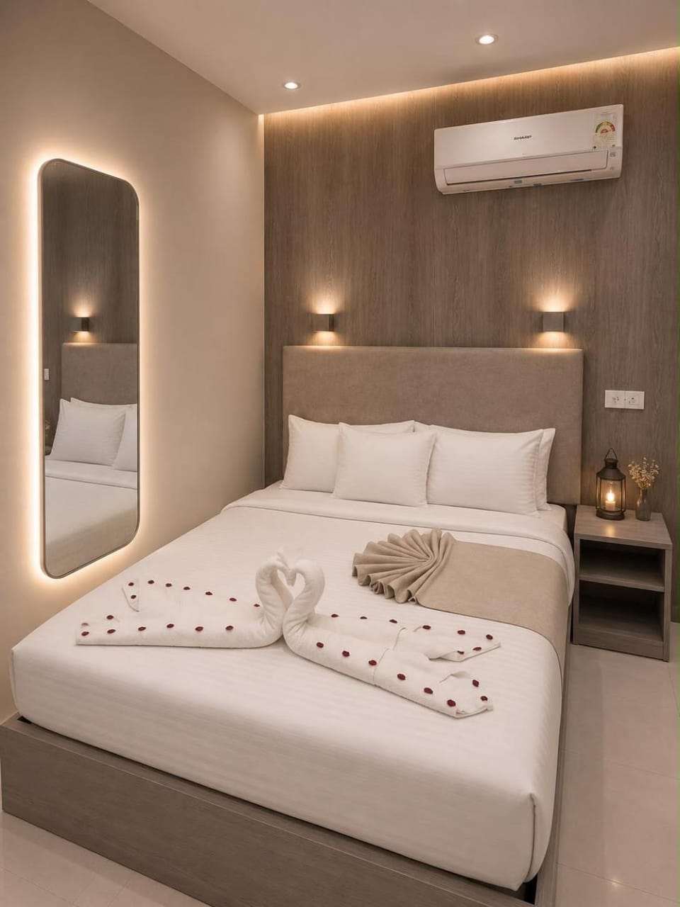 Bed, Photo of the whole room, Bedroom, towels, air conditioner