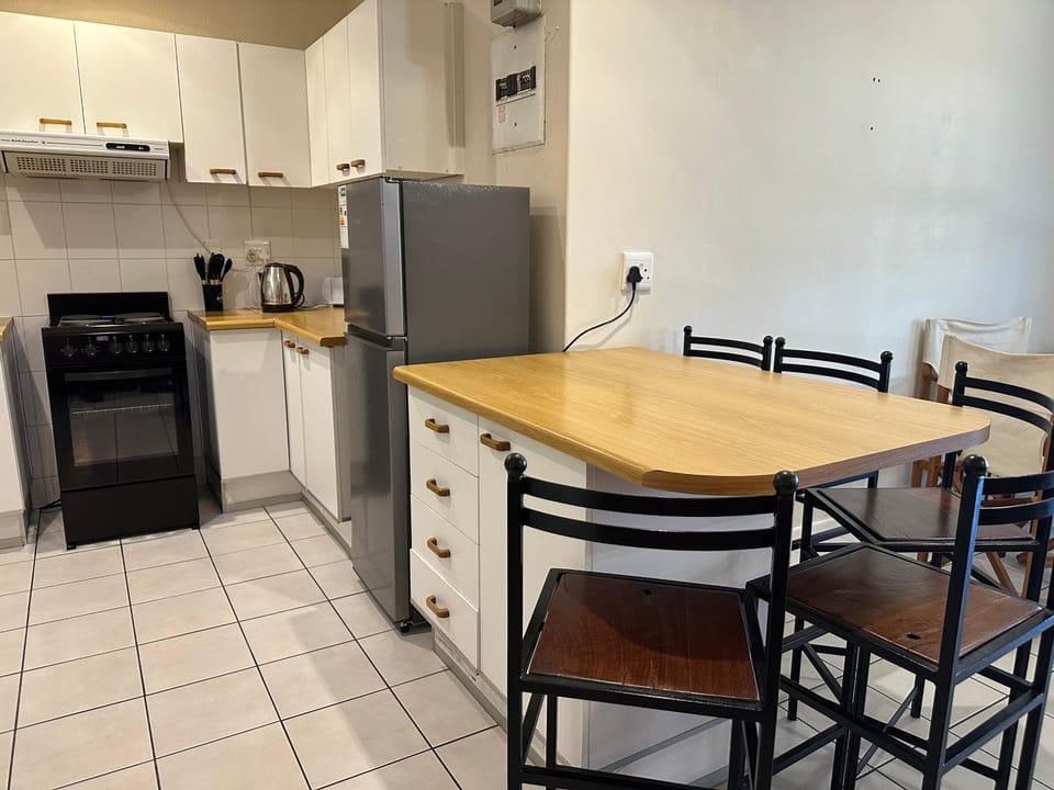 Kitchen or kitchenette, oven, stove, kitchen