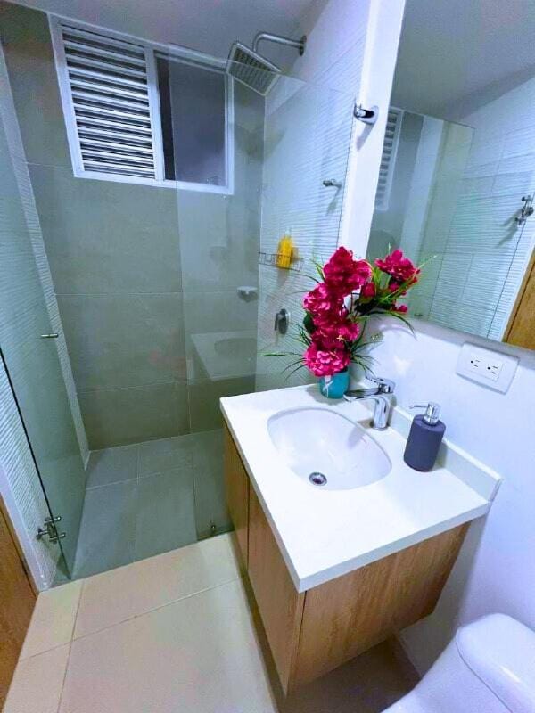 Hermoso Apt familiar con 2 parqueaderos Apartment in Dosquebradas