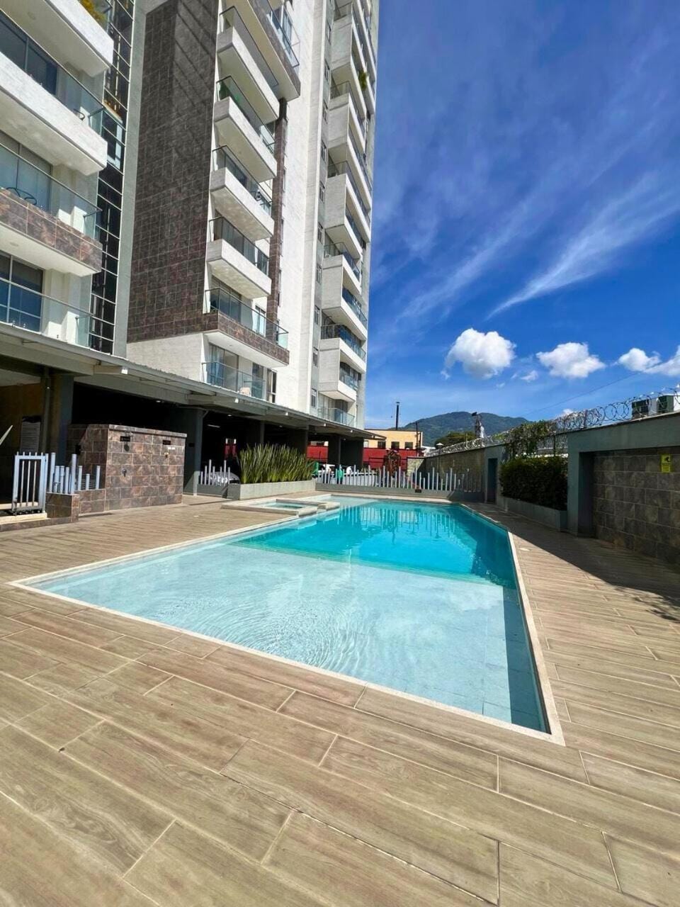 Hermoso Apt familiar con 2 parqueaderos Apartment in Dosquebradas