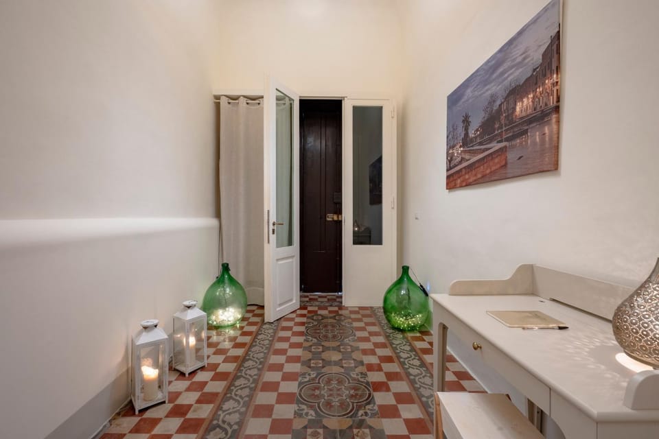 Garibaldi 54 House in Bari