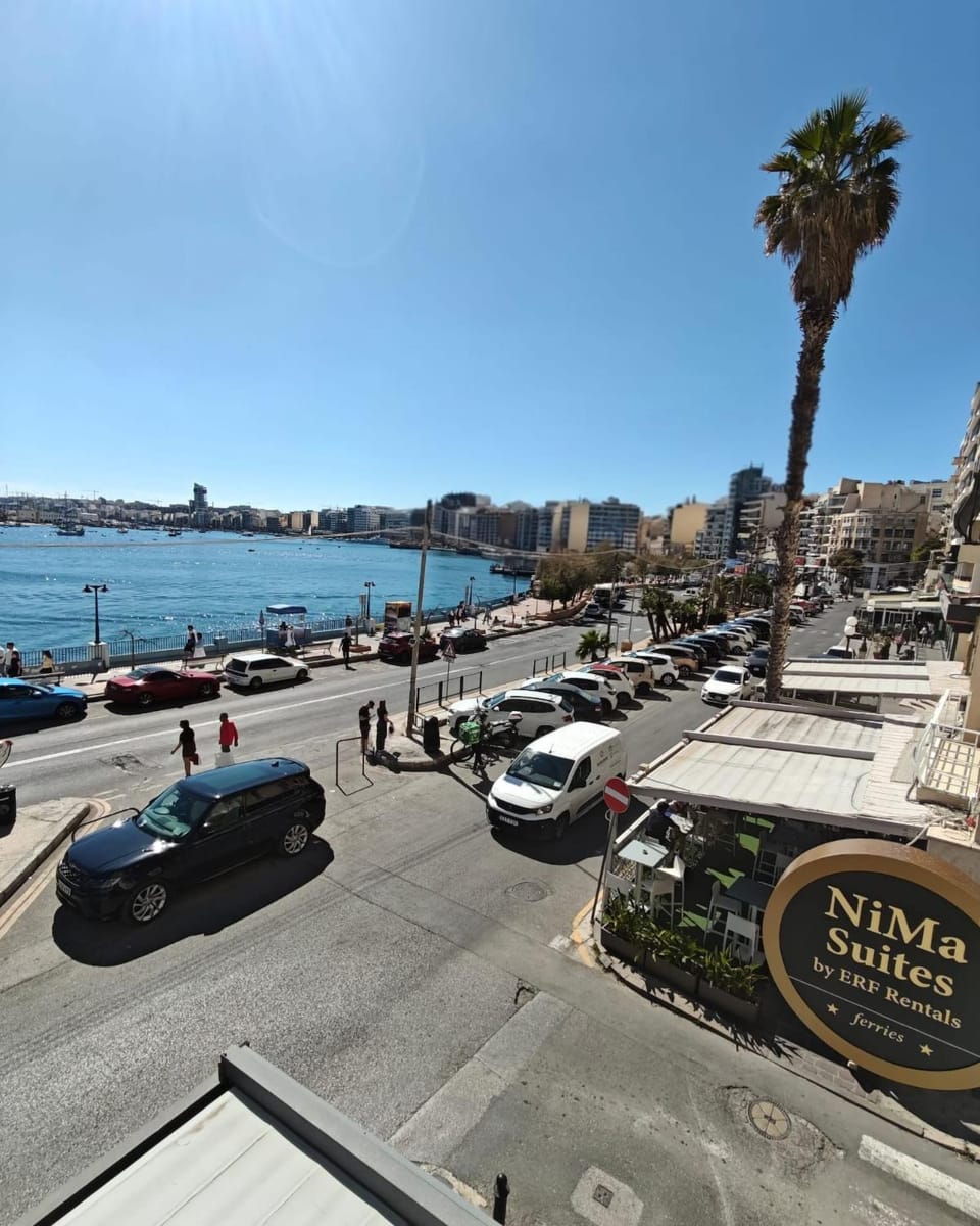 Nima Suites Apartment in Sliema