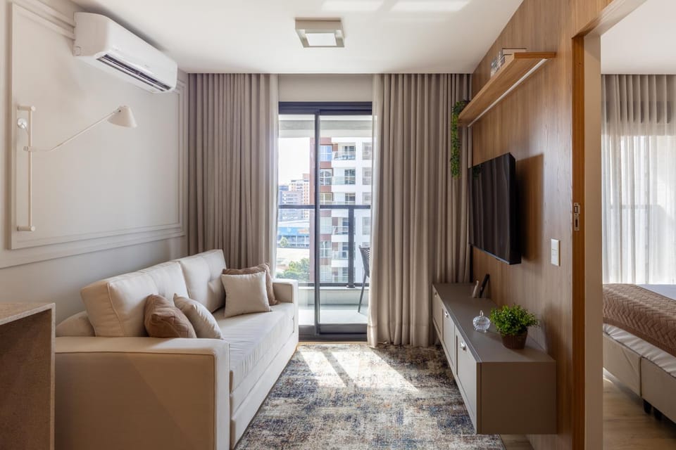Living room, Photo of the whole room