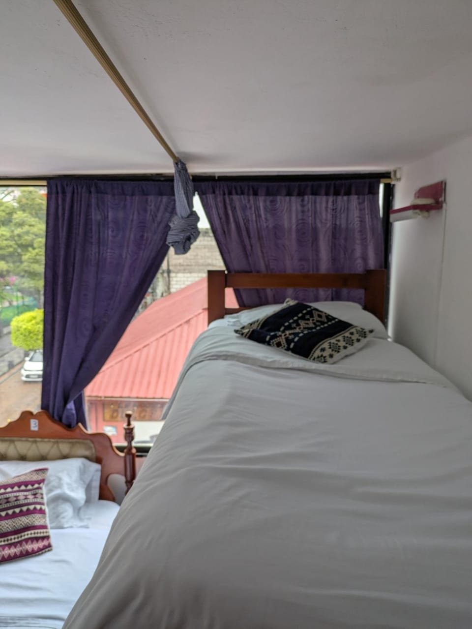 Crater Eruption Backpacker Hostel Hostel in Banos