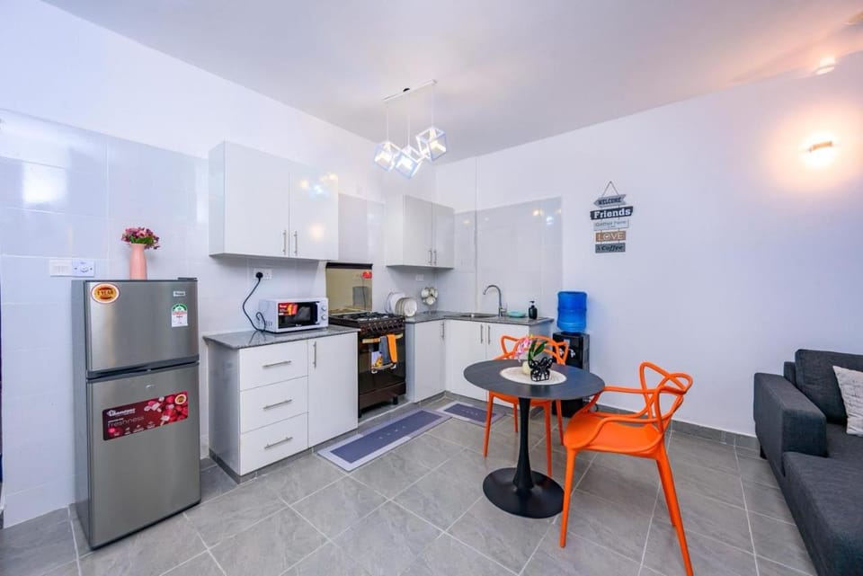 Classy Couzy Suites Apartment in Malindi