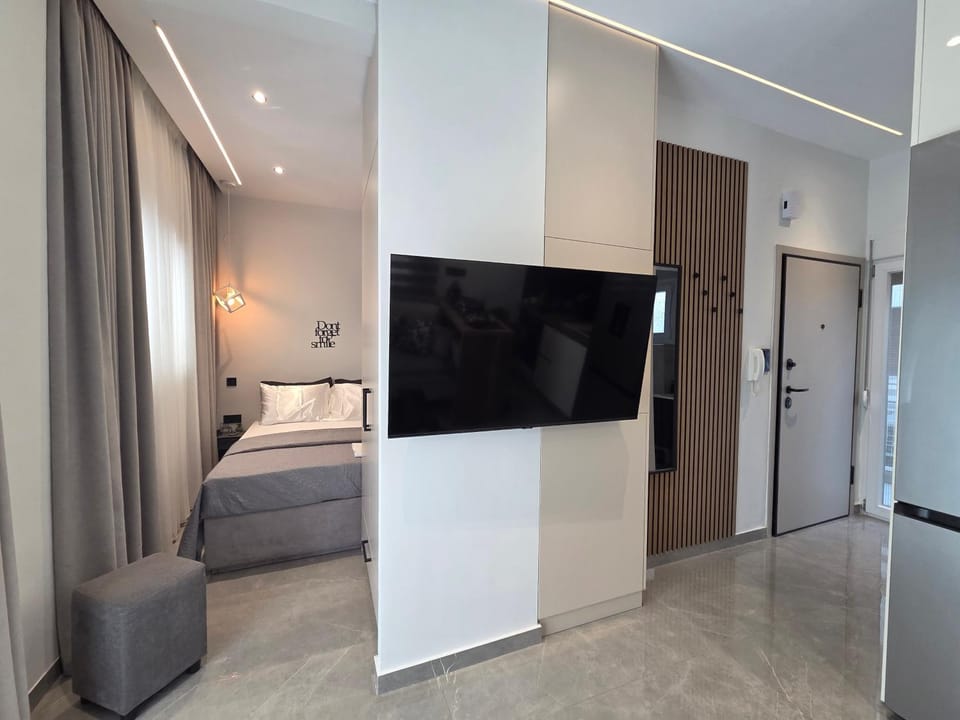 Bed, TV and multimedia