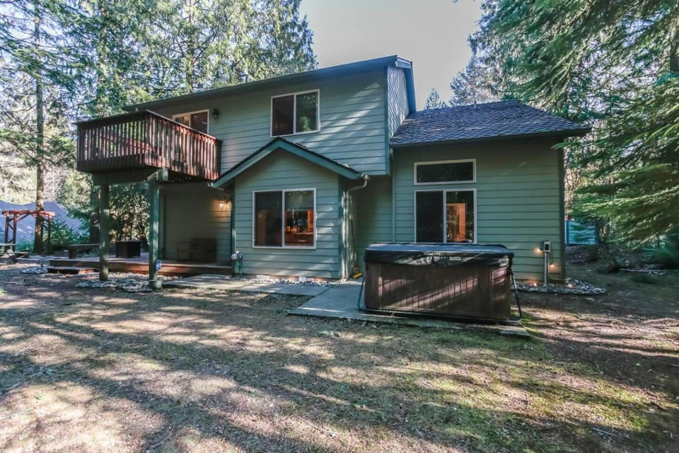 Salmon River Woods House in Welches