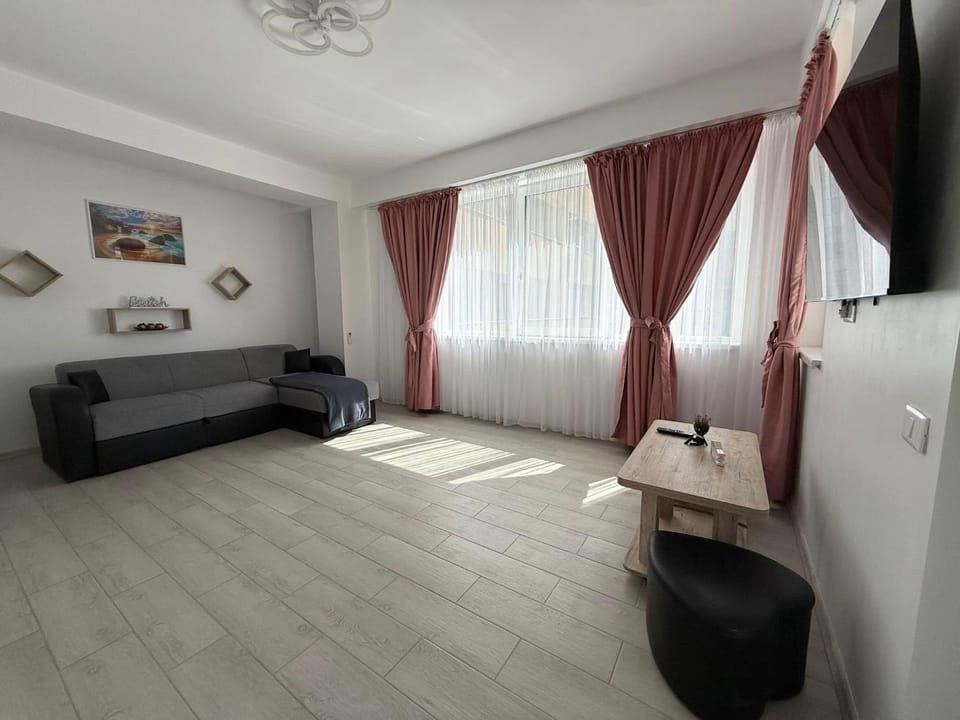 TV and multimedia, Living room, Photo of the whole room, air conditioner