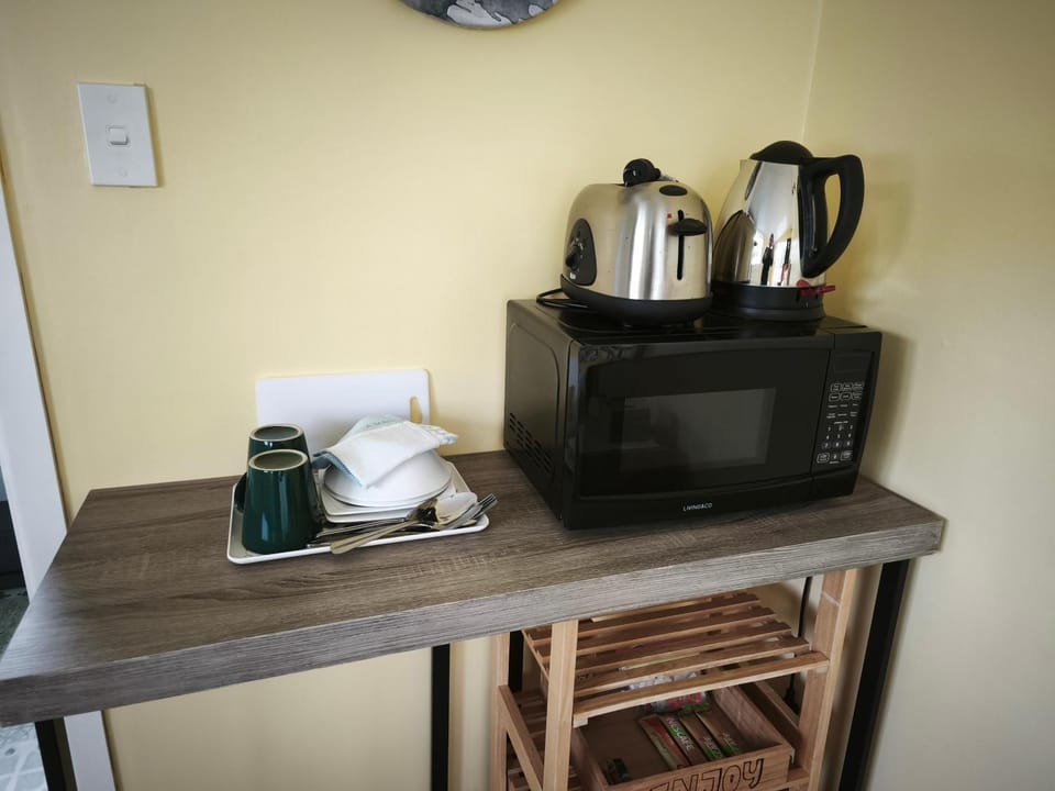 Woodside Suite peaceful semi-rural life Apartment in Wellington Region