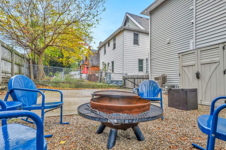 CLE's Gordon Square Gem Apartment in Ohio City