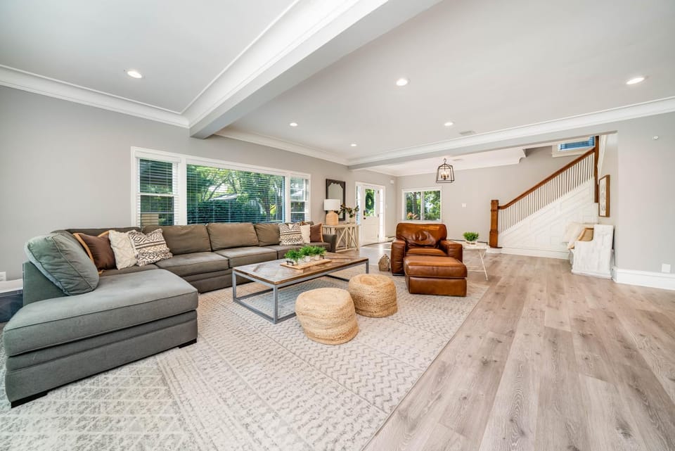 Spacious 4+ Bedroom Beach Retreat Near South Beach & Town! House in South Haven