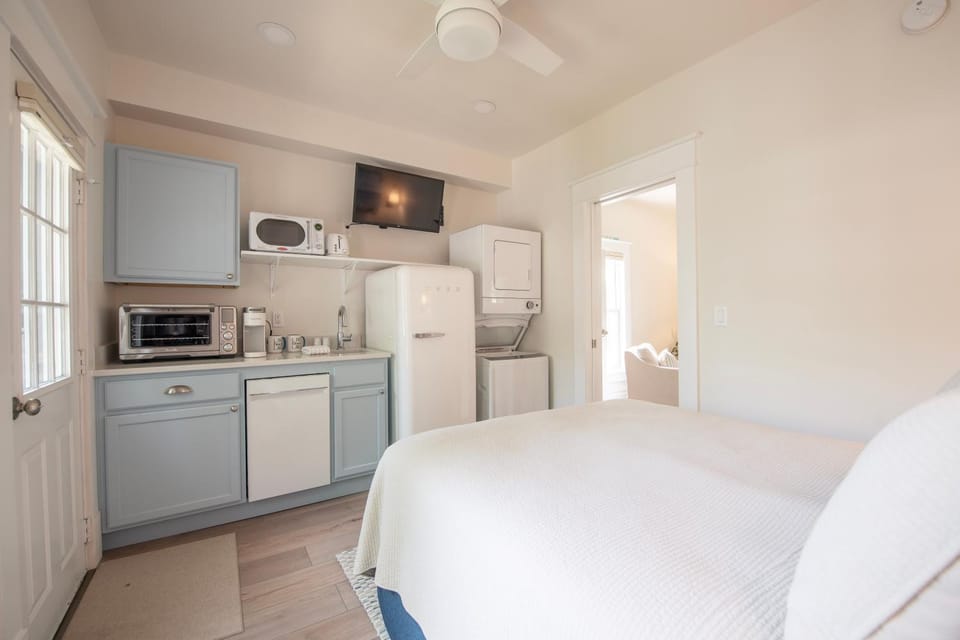 Coastal Inspired Beach Condo - Steps from South Beach & Kids Corner! House in South Haven