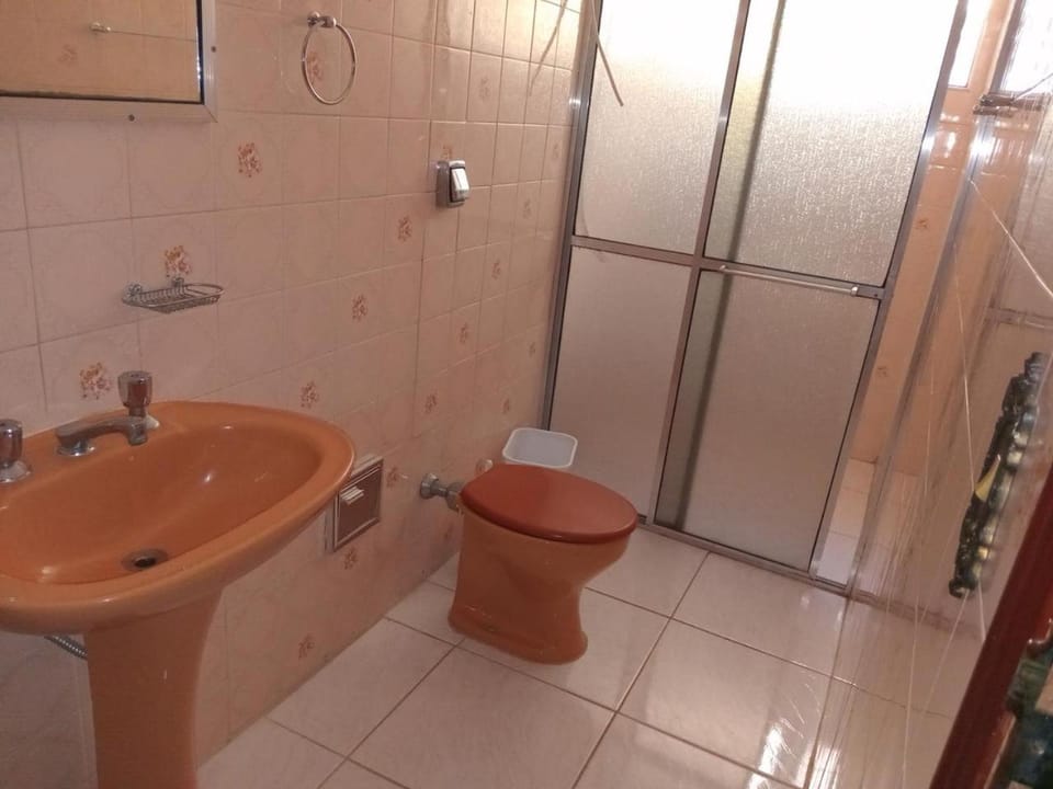 Casa a 5 minutos da basilica Apartment in State of São Paulo