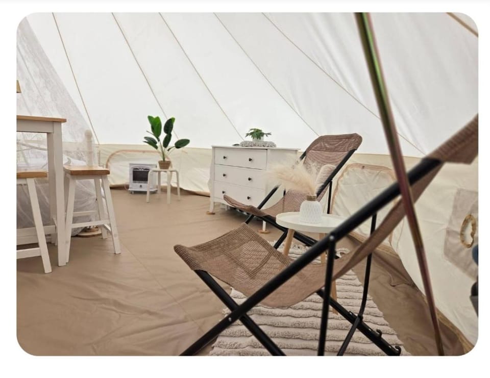 Idyllisches Campen im Zelt Luxury tent in Mecklenburgische Seenplatte