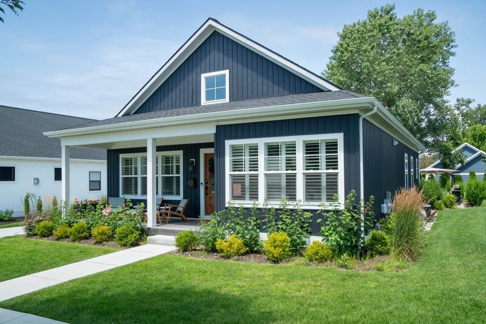 Coastal Beach House w/Heated Pool, Club House & Fire Pit! House in South Haven