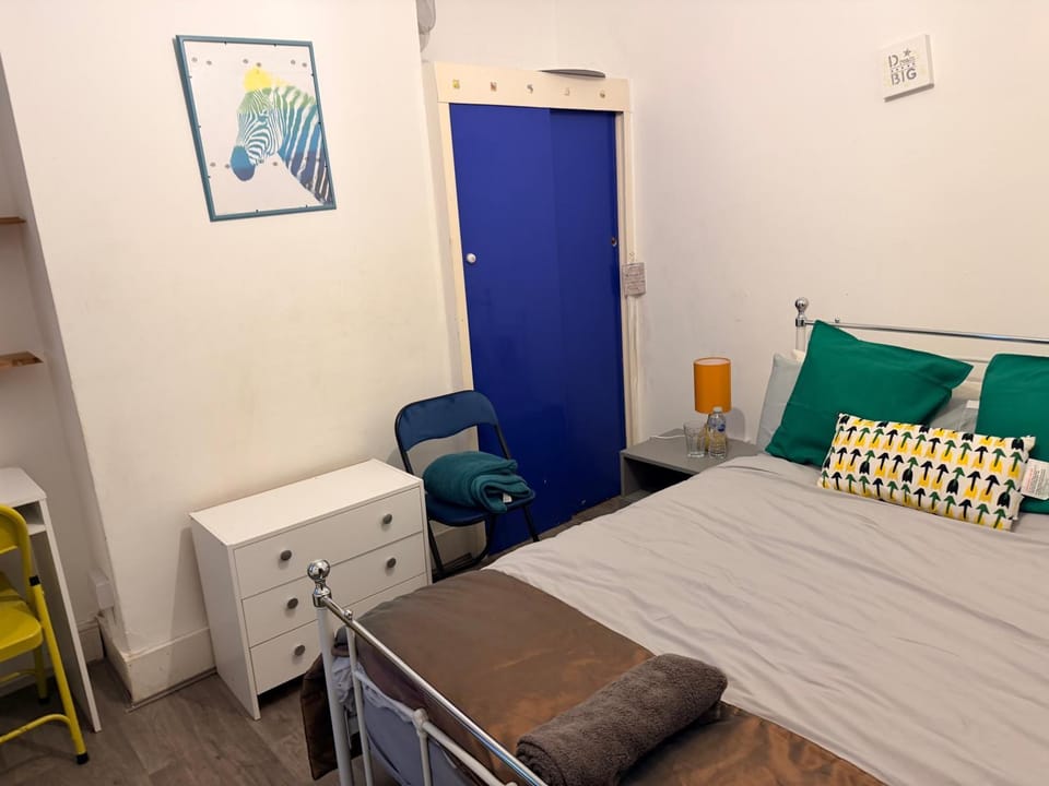 Smart Double Room Vacation rental in Reading