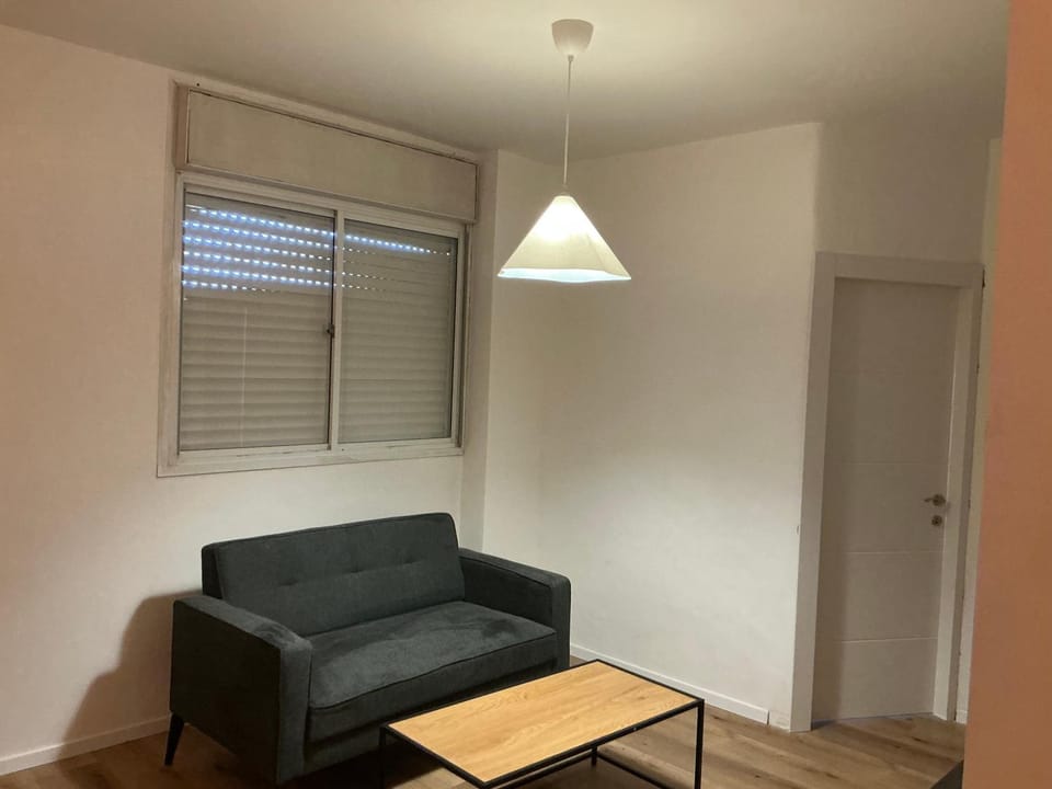 דירת בוטיק מפנקת Apartment in South District