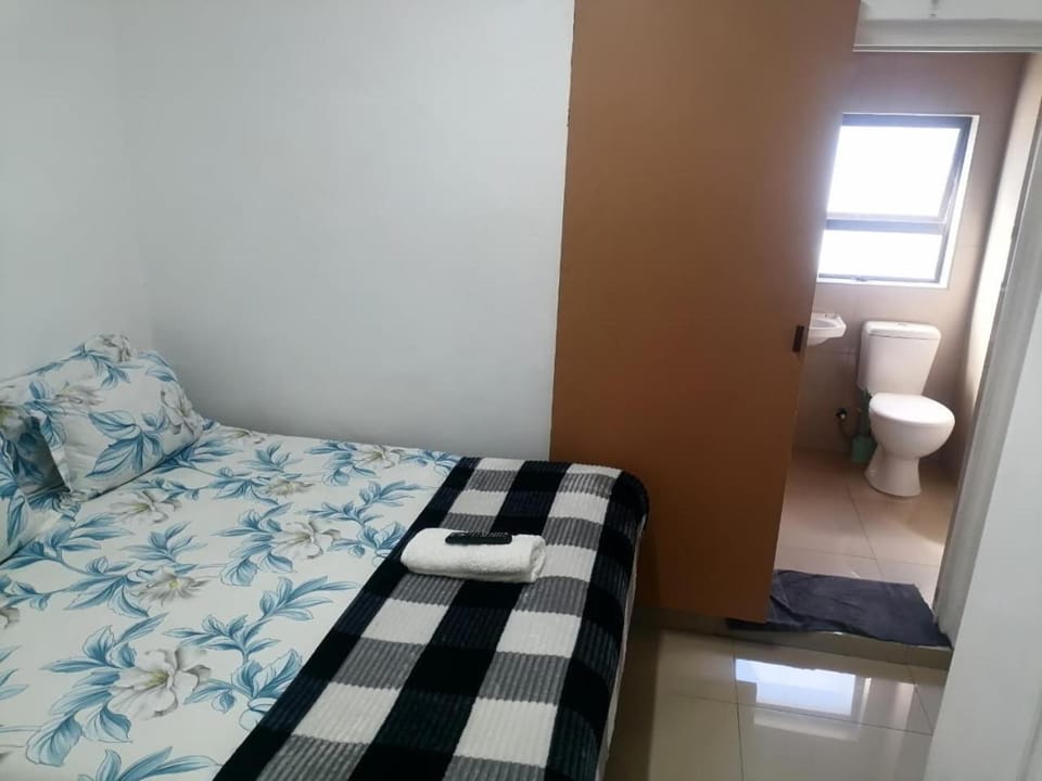 48 the trout lodge Bed and Breakfast in Cape Town
