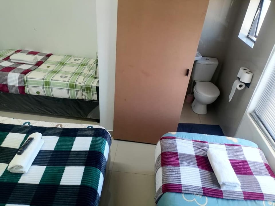 48 the trout lodge Bed and Breakfast in Cape Town