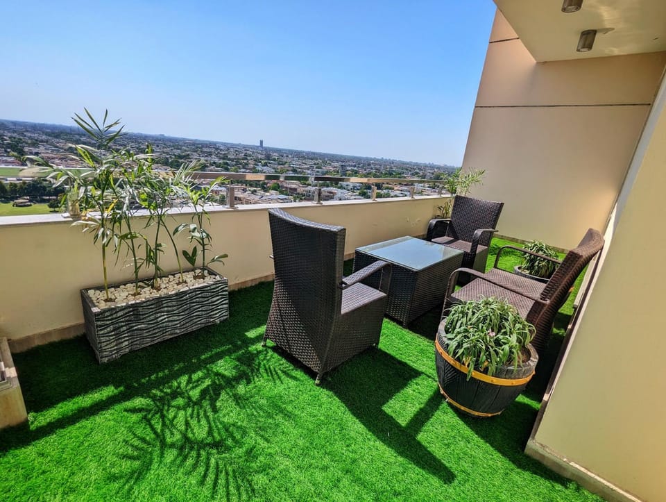 Patio, Spring, Day, View (from property/room), Balcony/Terrace, Balcony/Terrace, Living room, Seating area, Dining area