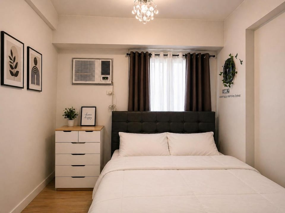 Cozy Alabang Condo with Pool and Near Malls & Airport Apartment hotel in Muntinlupa