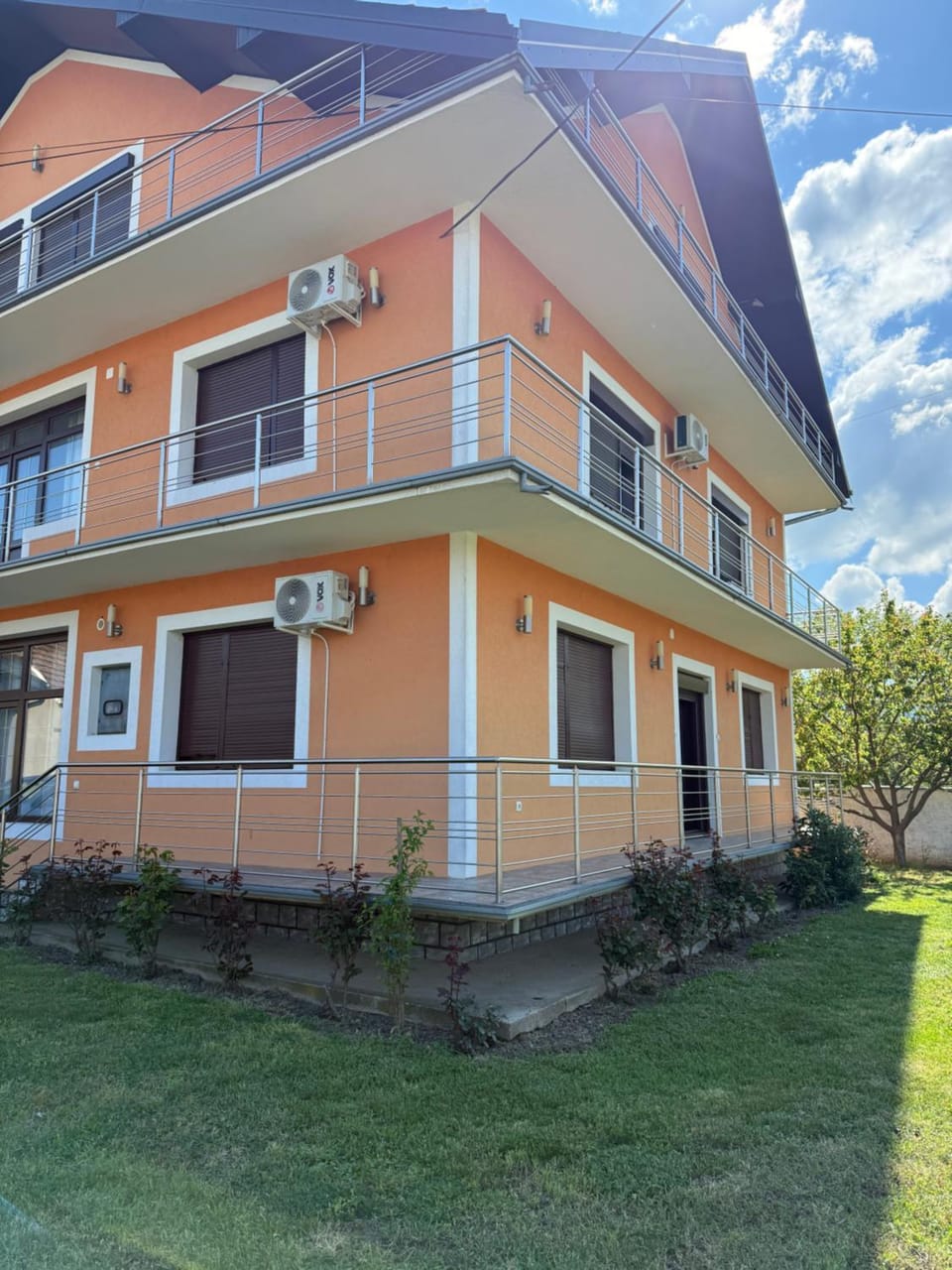 Property building, Day