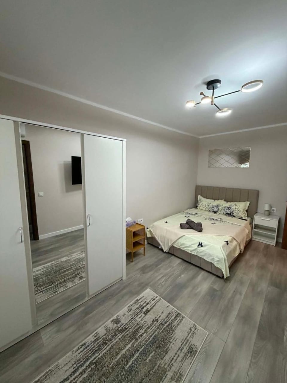 Bed, Photo of the whole room, Bedroom, wardrobe