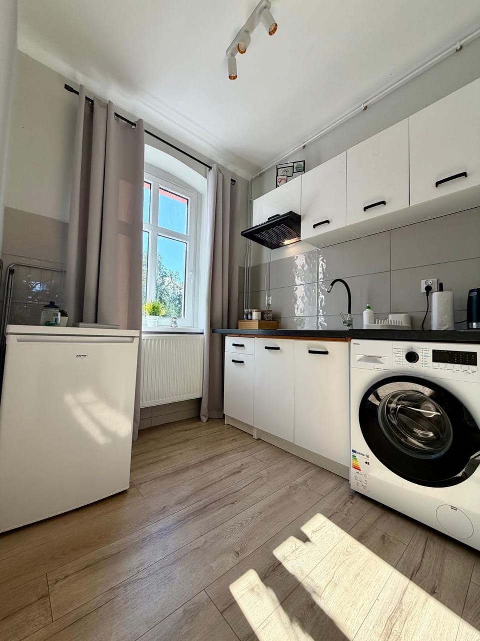FLAMING FAMILY Suite - blisko Rynku - darmowy parking - self check in Apartment in Poland