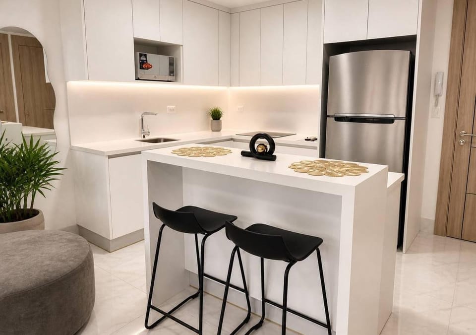 Kitchen or kitchenette, minibar, oven, pet friendly, stove, toaster