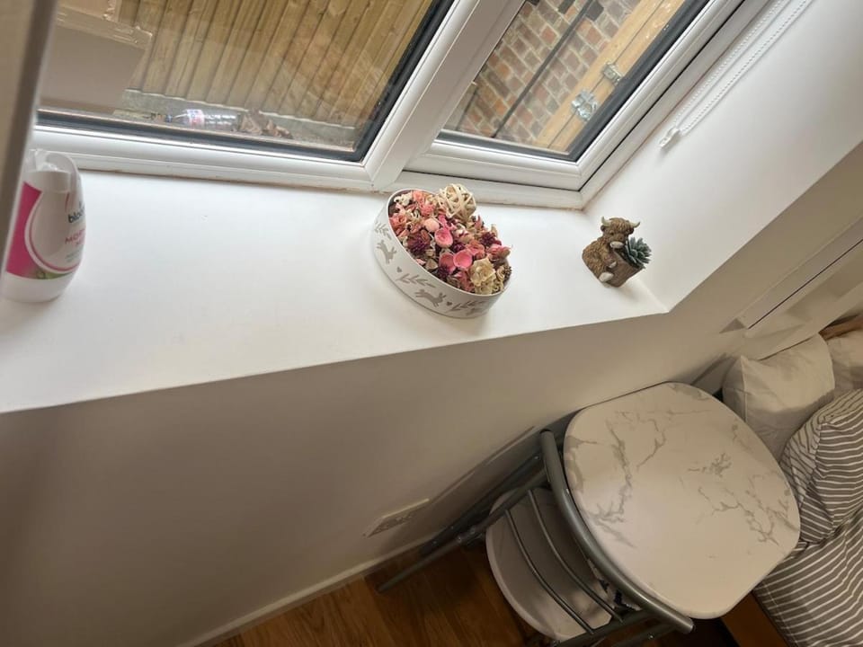 Modern Studio Flat in Maidstone Newly Build Apartment in Maidstone