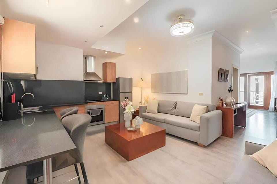 Kitchen or kitchenette, Living room, Dining area