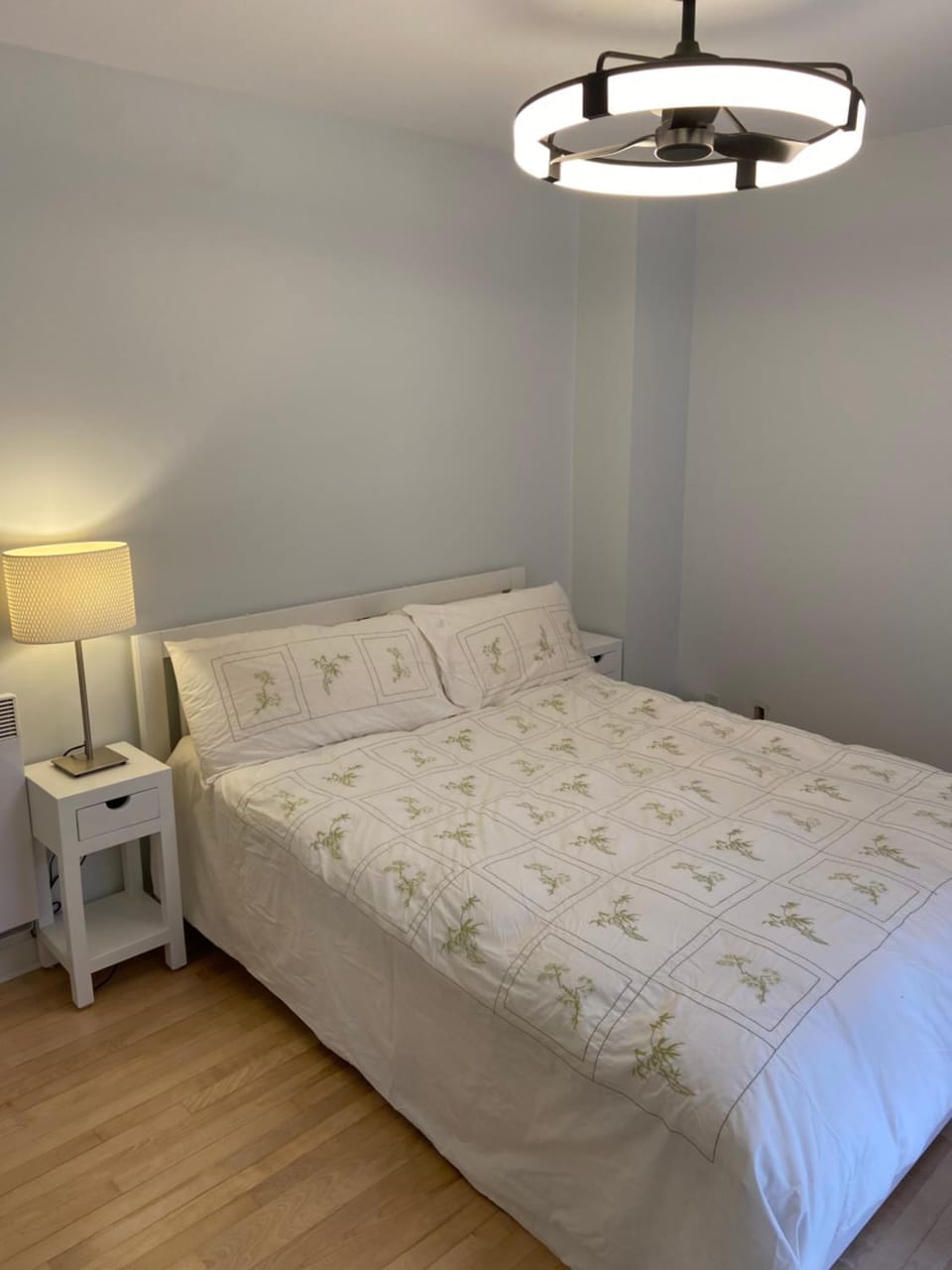 Les Griottes coloniales Apartment in Laval