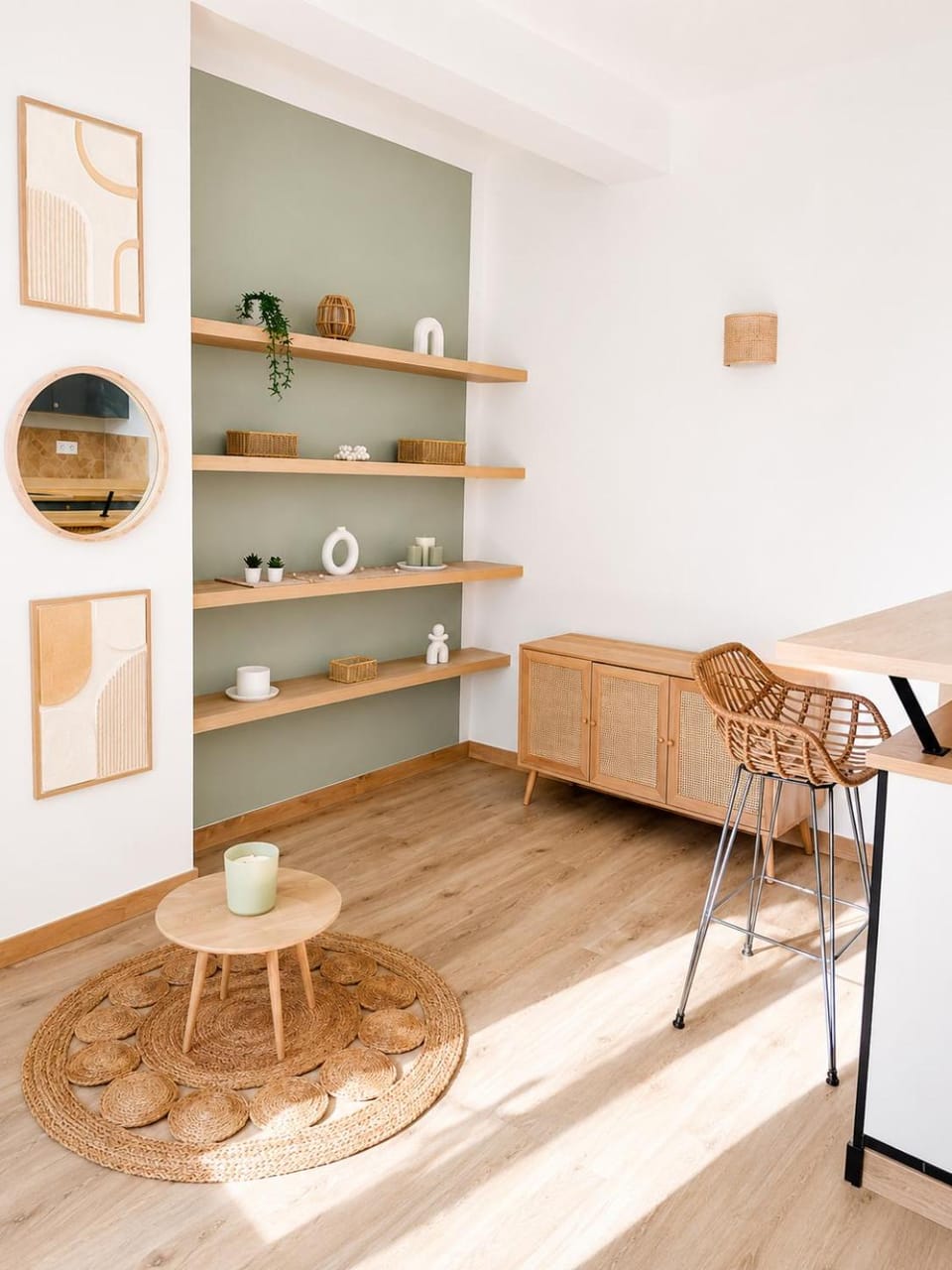 Living room, Seating area