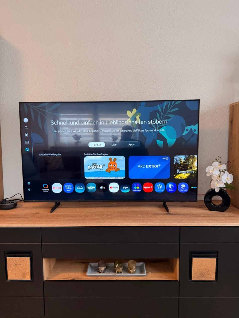 Communal lounge/ TV room
