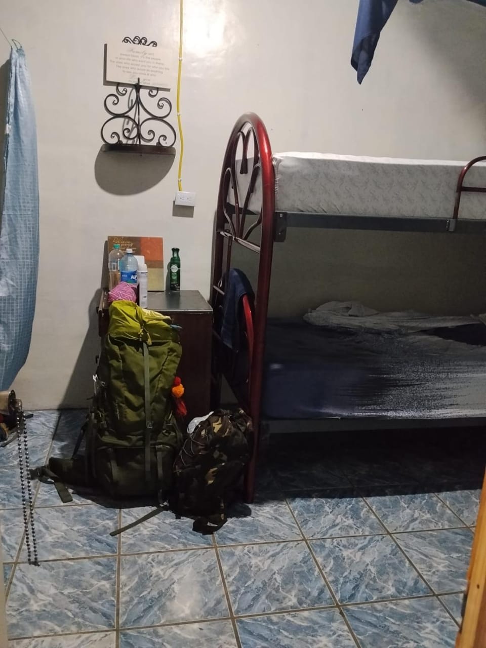 Bed, bunk bed