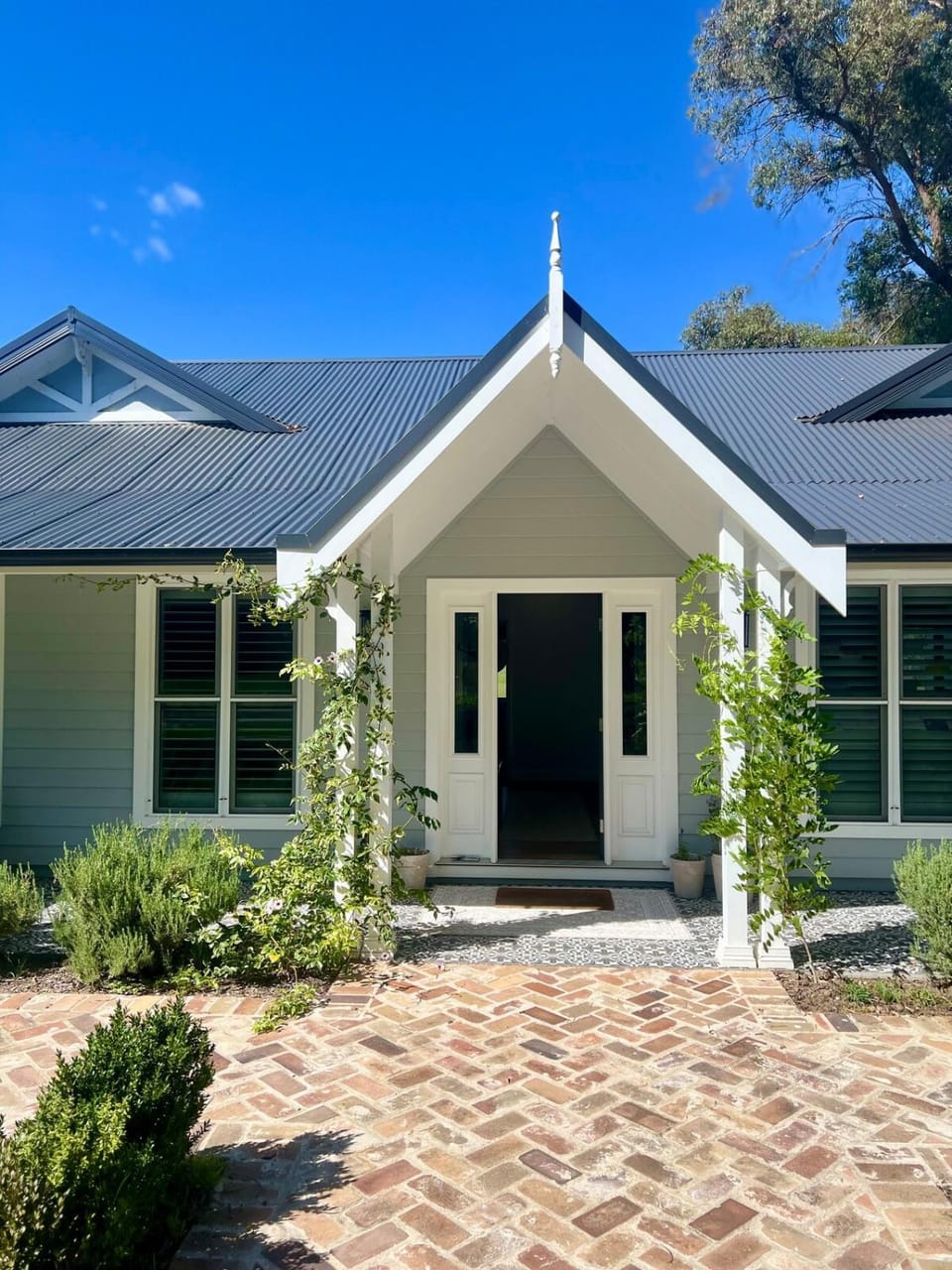 Rural Family Retreat with cooks kitchen and firepit House in Bundanoon