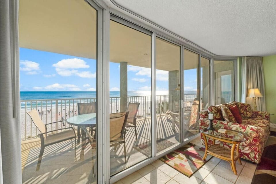 Beachfront Condo Ocean views from every room 3rd FL FREE BEACH CHAIRS Apartment in Panama City Beach
