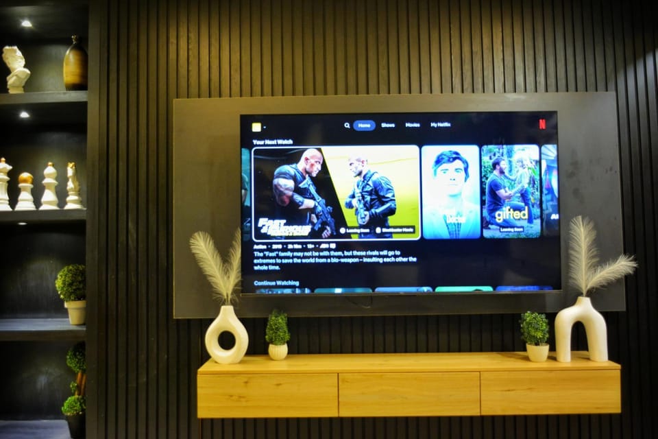 Executive Penthouse Apartment - Goldcrest Mall and Residency Apartment in Lahore