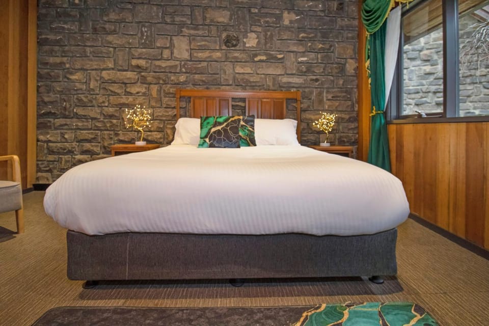 Bed, Decorative detail, Bedroom