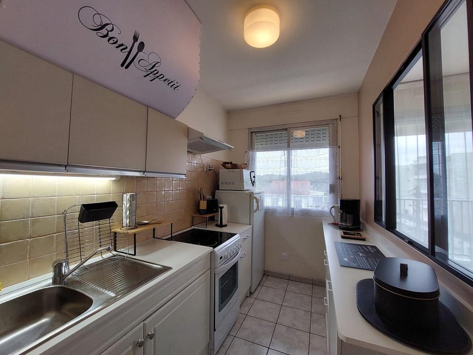 Appartement au cœur du centre-ville - FR-1-550-98 Apartment in Nouvelle-Aquitaine