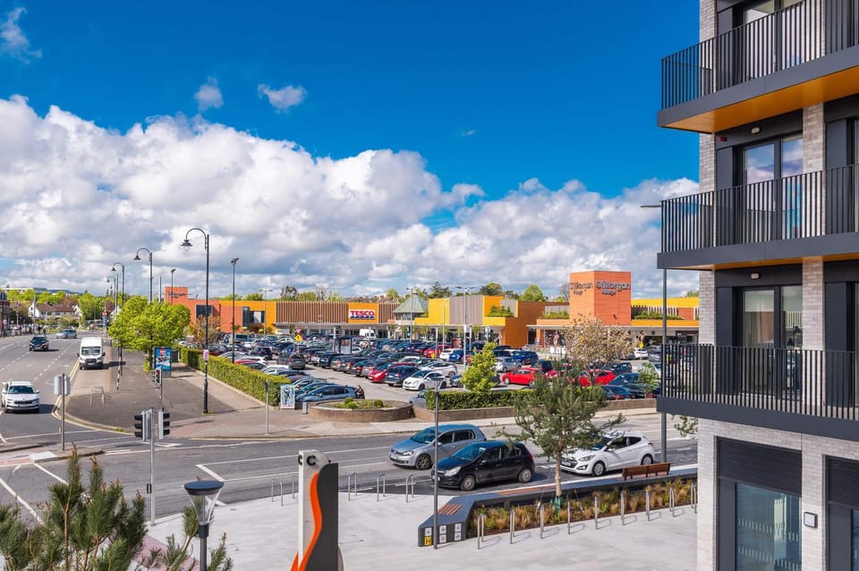 Apex Executive Apartments - Lower Kilmacud Apartment in Dublin