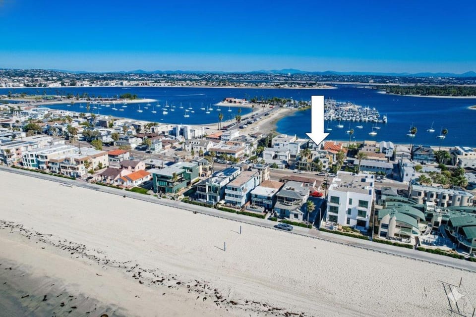 Day, Bird's eye view, Beach, Location