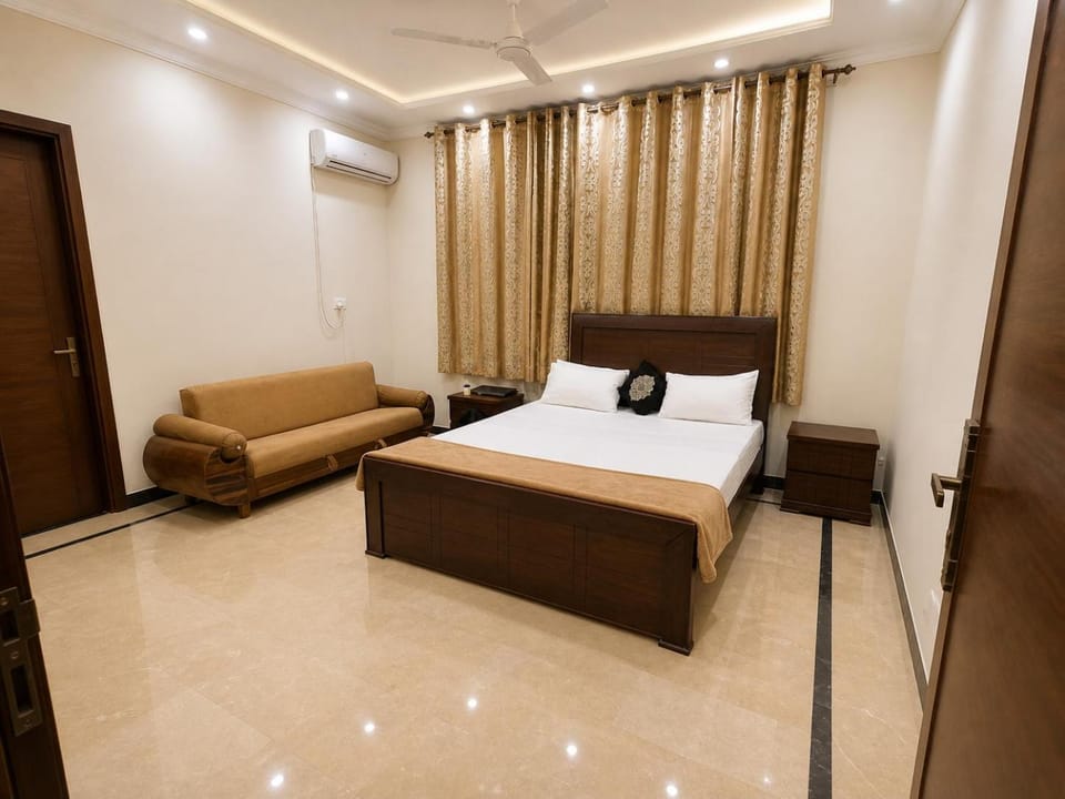 430 Metro Inn Bed and Breakfast in Islamabad